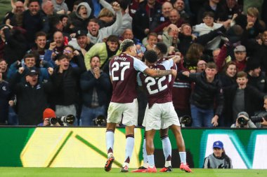 Aston Villa 'dan Jhon Durn, UEFA Şampiyonlar Ligi Stage karşılaşmasında 1-0' lık galibiyetini kutluyor. Aston Villa, Bayern Münih 'e karşı Villa Park, Birmingham, Birleşik Krallık, 2 Ekim 2024