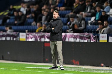 Tom Cleverley, 2 Ekim 2024 'te İngiltere' nin Deepdale kentinde Preston North End ile Watford arasındaki Sky Bet Şampiyonası maçında Watford 'un teknik direktörü.