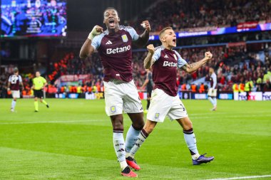 Aston Villa takımlarından Jhon Durn, UEFA Şampiyonlar Ligi Stage maçı Aston Villa-Bayern Münih maçı sonrasında İngiltere 'nin Birmingham kentinde 2 Ekim 2024' te kazandığı galibiyeti kutluyor.