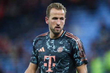 Bayern Münih 'ten Harry Kane UEFA Şampiyonlar Ligi Stage maçı sırasında Villa Park, Birmingham, Birleşik Krallık' ta Aston Villa - Bayern Münih maçında, 2 Ekim 2024