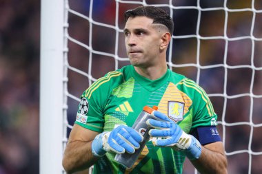 Aston Villa takımından Emiliano Martnez, UEFA Şampiyonlar Ligi Sahne Maçı 'nda Aston Villa, Bayern Münih' e karşı, Birmingham, İngiltere, Villa Park 'ta, 2 Ekim 2024