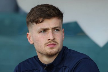 Blackpool takımından Zac Ashworth 5 Ekim 2024 'te Mansfield Town' a karşı Blackpool 'da oynanan 1.