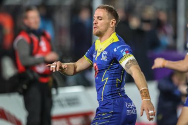 Warrington Wolves takımından Matt Dufty, Betfred Süper Lig yarı finallerinde ısınma turunda Hull KR, Warrington Wolves 'a karşı Sewell Group Craven Park, Kingston upon Hull, Birleşik Krallık, 4 Ekim 2024