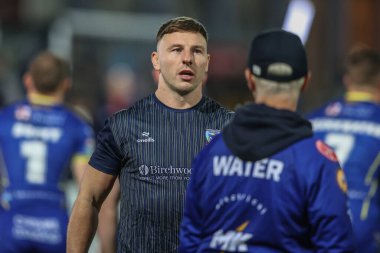 Warrington Wolves 'tan George Williams, Betfred Süper Lig Yarı Finalleri' nde ısınma turunda Hull KR, Warrington Wolves 'a karşı Sewell Group Craven Park, Kingston upon Hull, Birleşik Krallık, 4 Ekim 2024