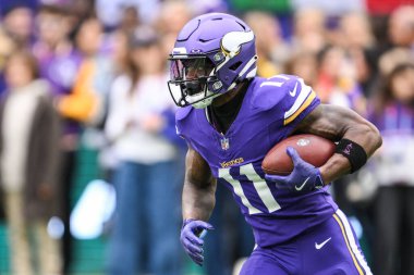 Minnesota Vikings 'den Trent Sherfield Sr. 5 hafta önceki maç sırasında Tottenham Hotspur Stadyumu' nda New York Jets ve Minnesota Vikings maçında, 6 Ekim 2024