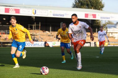 Blackpool 'dan Jordan Lawrence-Gabriel, 5 Ekim 2024' te Mansfield Town - Blackpool maçında sahada.