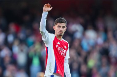 Kai Havertz of Arsenal acknowledges the fans after the teams victory following the Premier League match Arsenal vs Southampton at Emirates Stadium, London, United Kingdom, 5th October 2024 clipart