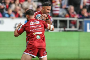 Wigan Warriors 'un Bevan Fransızcası Betfred Süper Lig Yarı Finalleri' nde ısınma turunda Wigan Warriors 'a karşı Leigh Leopards, The Brick Community Stadyumu, Wigan, Birleşik Krallık, 5 Ekim 2024