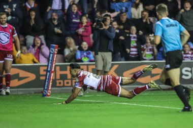 Wigan Warriors 'dan Bevan French Betfred Süper Lig Yarı Finalleri' nde Wigan Warriors, Leigh Leopards 'a karşı, Wigan, Birleşik Krallık' taki Brick Community Stadyumu 'nda, 5 Ekim 2024