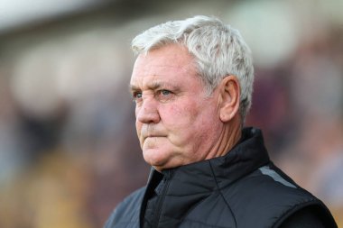 Steve Bruce, Mansfield Town, Mansfield Stadyumu 'nda oynanan Sky Bet 1 karşılaşmasında Blackpool' un baş antrenörü, 5 Ekim 2024