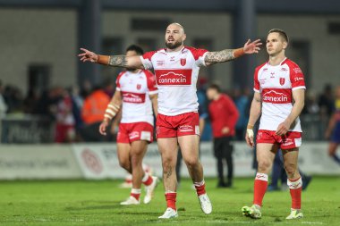 Hull KR 'dan Sam Luckley, 4 Ekim 2024' te İngiltere 'nin Hull kentinde oynanan Sewell Group Craven Park' ta oynanan Betfred Süper Lig Yarı Finali 'nde takımının 10-8' lik galibiyetini kutluyor.