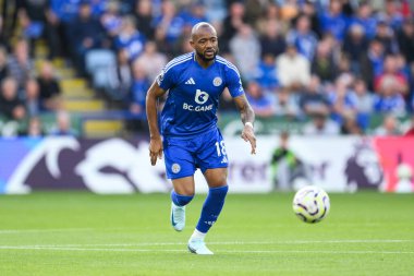 Leicester City 'den Jordan Ayew 5 Ekim 2024' te King Power Stadyumu 'nda Leicester City ile Bournemouth arasında oynanan Premier League maçı sırasında hareket halindeydi.