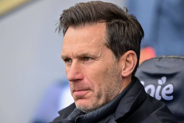 Gareth Taylor Manchester City Women 'ın teknik direktörü Barclays Women' s Super League 'in önünde Manchester City Women vs West Ham United Women, Joie Stadyumu, Manchester, 6 Ekim 2024