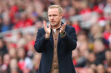 Arsenal 'den Jonas Eidevall, 6 Ekim 2024 tarihinde İngiltere' nin Emirates Stadyumu 'nda oynanan FA Bayanlar Süper Ligi karşılaşmasında tepki gösterdi.