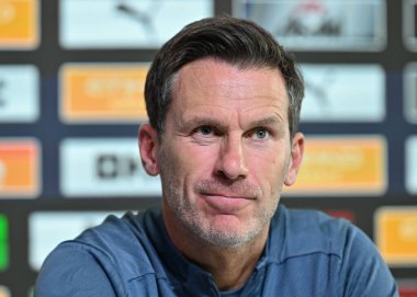 Gareth Taylor Manchester City Kadınlar Şampiyonlar Ligi Basın Konferansı sırasında Manchester City 'nin teknik direktörü Joie Stadyumu, Manchester, Birleşik Krallık, 8 Ekim 2024