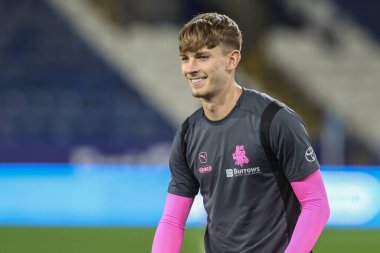 Barnsley 'den Jonathan Bland Bristol Street Motors Kupası karşılaşmasında Huddersfield Town, John Smith Stadyumu' nda Barnsley 'e karşı 8 Ekim 2024