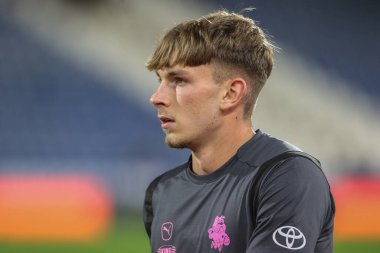 Barnsley 'den Jonathan Bland Bristol Street Motors Kupası karşılaşmasında Huddersfield Town, John Smith Stadyumu' nda Barnsley 'e karşı 8 Ekim 2024