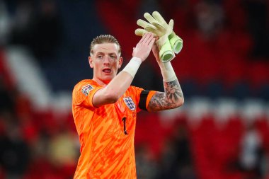 İngiltere 'den Jordan Pickford, takımların UEFA Uluslar Ligi - B-Grubu B2 - 10 Ekim 2024' te Wembley Stadyumu 'nda Yunanistan' a karşı oynanan maçın ardından yenilgiyi kabul etti.