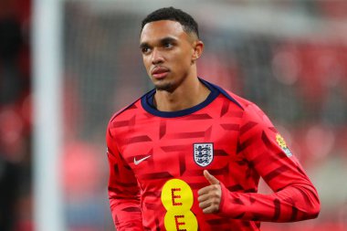 İngiltere 'den Trent Alexander-Arnold, UEFA Uluslar Ligi - B-Grubu B2 - maçı öncesinde İngiltere' nin Yunanistan 'a karşı Wembley Stadyumu, Londra, İngiltere' de 10 Ekim 2024 'te oynanan karşılaşmada ısındı.