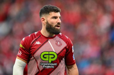 Wigan Warriors 'dan Abbas Miski, 12 Ekim 2024' te Old Trafford, Manchester, İngiltere 'de oynanan Wigan Warriors - Hull KR maçından önce ısınıyor.