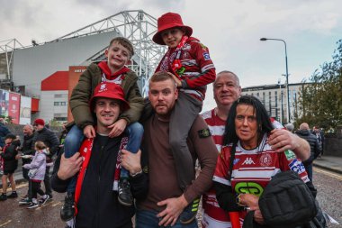 Wigan taraftarları 12 Ekim 2024 'te Old Trafford, Manchester, Birleşik Krallık' ta oynanan Betfred Süper Lig Grand League karşılaşmasında Old Trafford 'a geldiler.