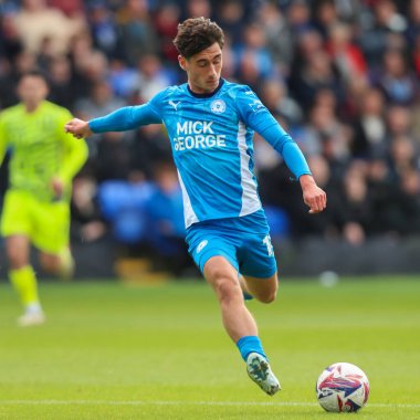 Peterborough United takımından Joel Randall, 12 Ekim 2024 'te Peterborough United' ın Weston Homes Stadyumu 'nda oynadığı 1.