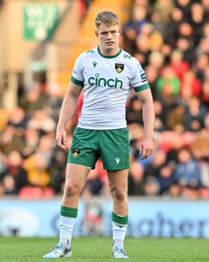 Northampton Saints 'ten Fin Smith Gallagher Premiership maçında Leicester Tigers, Northampton Saints' e karşı Mattioli Woods Welford Road Stadyumu, 12 Ekim 2024