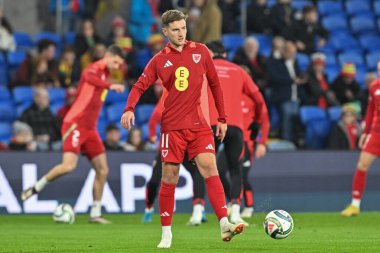 Galler 'den David Brook, UEFA Uluslar Ligi - Lig B - Grup 4 maçı sırasında Cardiff City Stadyumu' nda oynanan ısınma turunda, 14 Ekim 2024