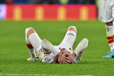 Karadağ 'dan İgor Vujai, UEFA Uluslar Ligi - Lig B-Grubu 4. Galler - Karadağ' a karşı Cardiff City Stadyumu, Cardiff, Birleşik Krallık, 14 Ekim 2024 'te oynanan karşılaşmada tam zamanlı ıslık çaldıktan sonra sahaya çıktı.