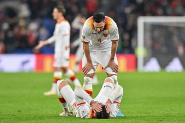 Karadağ 'dan İgor Vujai, UEFA Uluslar Ligi - Lig B-Grubu 4. Galler - Karadağ' a karşı Cardiff City Stadyumu, Cardiff, Birleşik Krallık, 14 Ekim 2024 'te oynanan karşılaşmada tam zamanlı ıslık çaldıktan sonra sahaya çıktı.