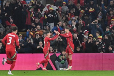 Galler 'den Harry Wilson, 14 Ekim 2024' te Cardiff City Stadyumu 'nda oynanan Galler-Grup 4 karşılaşmasında UEFA Uluslar Ligi' nde 1-0 berabere kalma penaltısını kutluyor.