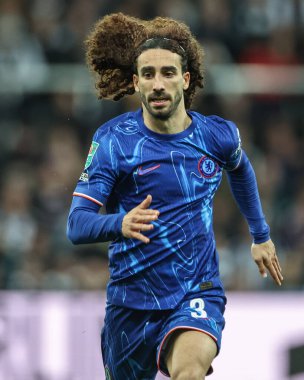 Chelsea 'den Marc Cucurella Carabao Kupası' nda son 16 maçta Newcastle United Chelsea 'ye karşı St. James' s Park, Newcastle, İngiltere, 30 Ekim 2024