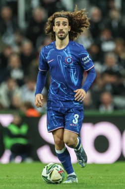 Chelsea 'den Marc Cucurella Carabao Kupası' nda son 16 maçta Newcastle United Chelsea 'ye karşı St. James' s Park, Newcastle, İngiltere, 30 Ekim 2024