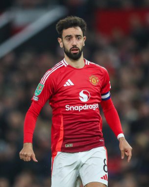 Manchester United 'dan Bruno Fernandes, 30 Ekim 2024' te Old Trafford, Manchester, İngiltere 'de oynanan Manchester United - Leicester City maçında Carabao Kupası' nda maç yapıyor.