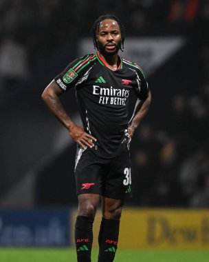 Arsenal 'den Raheem Sterling Carabao Kupası son 16 maçında Preston North End, Deepdale, Preston, İngiltere' de Arsenal 'e karşı, 30 Ekim 2024