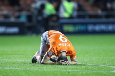 Blackpool 'dan Kyle Joseph, 28 Ekim 2024' te Bloomfield Road, Blackpool 'da oynanan Blackpool vs Wigan Athletic karşılaşmasında tepki gösterdi.