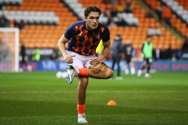 Blackpool 'dan Kyle Joseph 28 Ekim 2024' te Blackpool, Blackpool 'da oynanan Blackpool - Wigan Atletizm karşılaşmasında oynanacak maç öncesi ısınma maçında