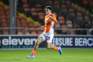 Blackpool 'dan Rob Apter, 21 Ekim 2024' te Bloomfield Road, Blackpool 'da Blackpool - Wigan Athletic maçında