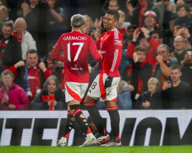 Manchester United takımının Casemiro 'su 30 Ekim 2024' te Old Trafford, Manchester, İngiltere 'de oynanan son 16 maç olan Carabao Kupası' nda 1-0 'lık galibiyetini kutluyor.