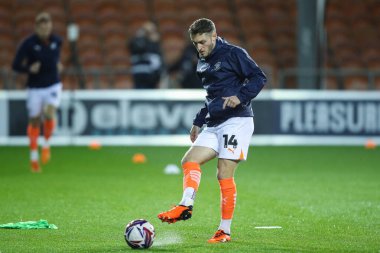 Blackpool 'dan Elliot Embleton, 28 Ekim 2024' te Blackpool, İngiltere 'deki Bloomfield Road' da oynanan Blackpool - Wigan Atletizm karşılaşması öncesinde oynanan maç öncesi ısınma maçında...