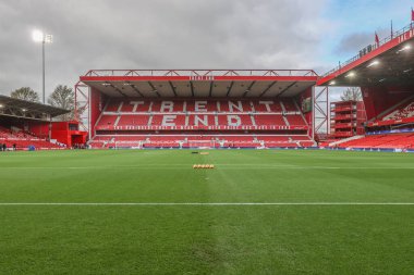 Premier Lig karşılaşması öncesinde Nottingham Forest, West Ham United 'a karşı City Ground, Nottingham, Birleşik Krallık' ta oynanan maçın genel görünümü, 2 Kasım 2024