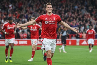 Nottingham Ormanı 'ndan Chris Wood, İngiltere' nin Nottingham şehrinde 2 Kasım 2024 'te oynanan Premier League maçı Nottingham Forest-West Ham United maçında 1-0' lık galibiyetini kutluyor.