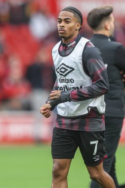West Ham 'dan Crysencio Summerville Premier League maçı sırasında Nottingham Forest, West Ham United' a karşı City Ground, Nottingham, İngiltere 'de 2 Kasım 2024' te oynanan ısınma maçında