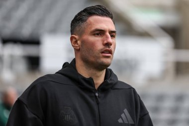 Newcastle United takımından Fabian Schr, Premier League maçı sırasında St.James 's Park, Newcastle, İngiltere' de 2 Kasım 2024 'te Newcastle United ile karşı karşıya geldi.
