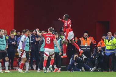 Nottingham Ormanı 'ndan Callum Hudson-Odoi, İngiltere' nin Nottingham şehrinde 2 Kasım 2024 'te oynanan Premier League maçı Nottingham Forest-West Ham United maçında 2-0 kazanma golünü kutluyor.