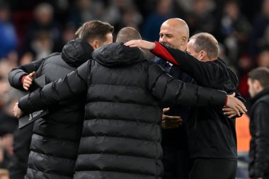 Liverpool 'un Liverpool teknik direktörü Liverpool, Liverpool ve Hove Albion' a karşı oynanan Premier League maçında antrenörlük görevinin sonucunu 2 Kasım 2024 'te Anfield, Liverpool' da kutluyor.