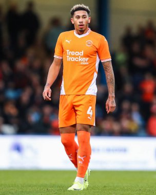 Blackpool 'dan Jordan Lawrence-Gabriel, 2 Kasım 2024' te İngiltere 'nin Gillingham Priestfield Stadyumu' nda oynanan 1.
