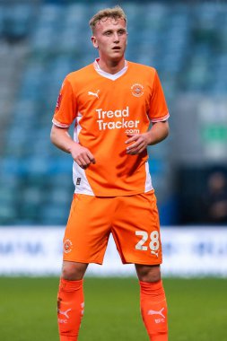 Blackpool 'dan Ryan Finnigan, 2 Kasım 2024' te İngiltere 'nin Gillingham Priestfield Stadyumu' nda oynanan 1.