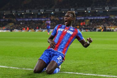 Kristal Saray 'dan Trevoh Chalobah, Premier League maçında Wolverhampton Wanderers, Molineux, Wolverhampton, Birleşik Krallık' ta 2 Kasım 2024 'te Kristal Saray' a karşı 0-1 kazanma hedefini kutluyor.