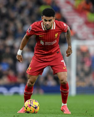 Liverpool 'dan Luis Daz Premier Lig karşılaşmasında Liverpool' a karşı Anfield, Liverpool 'da Hove Albion, 2 Kasım 2024